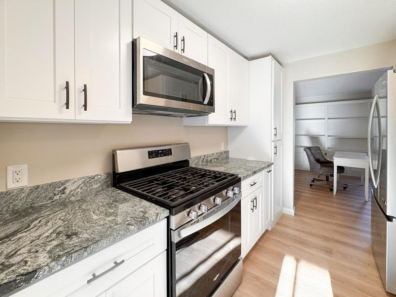 225 Southwest Mdws Unit 225 #225 - Photo 7 of 27