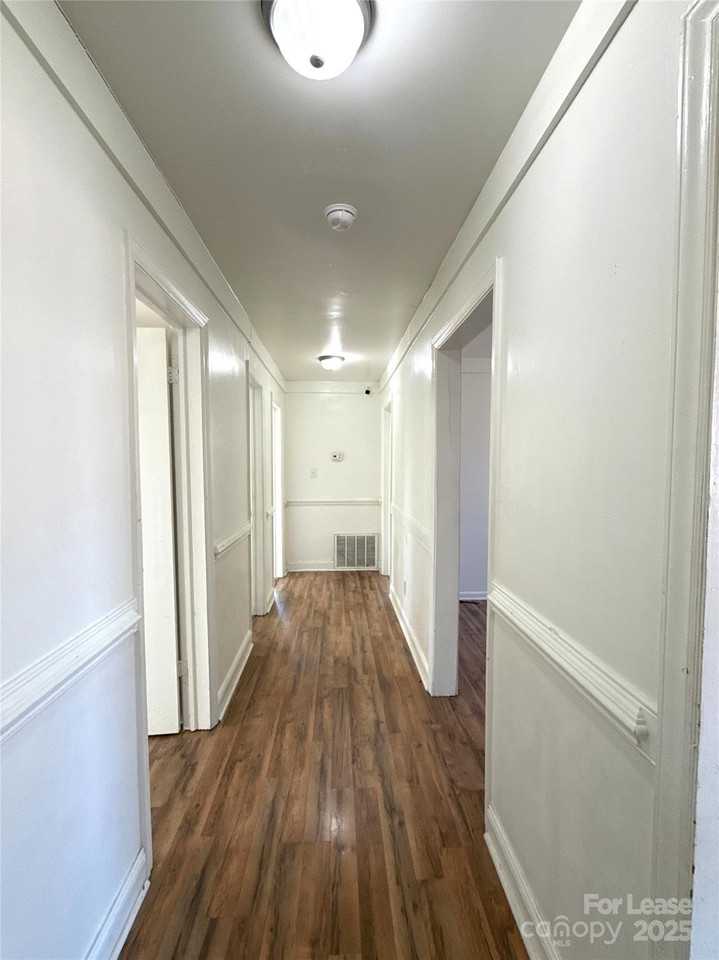 6005 Waxhaw Hwy - Photo 7 of 14