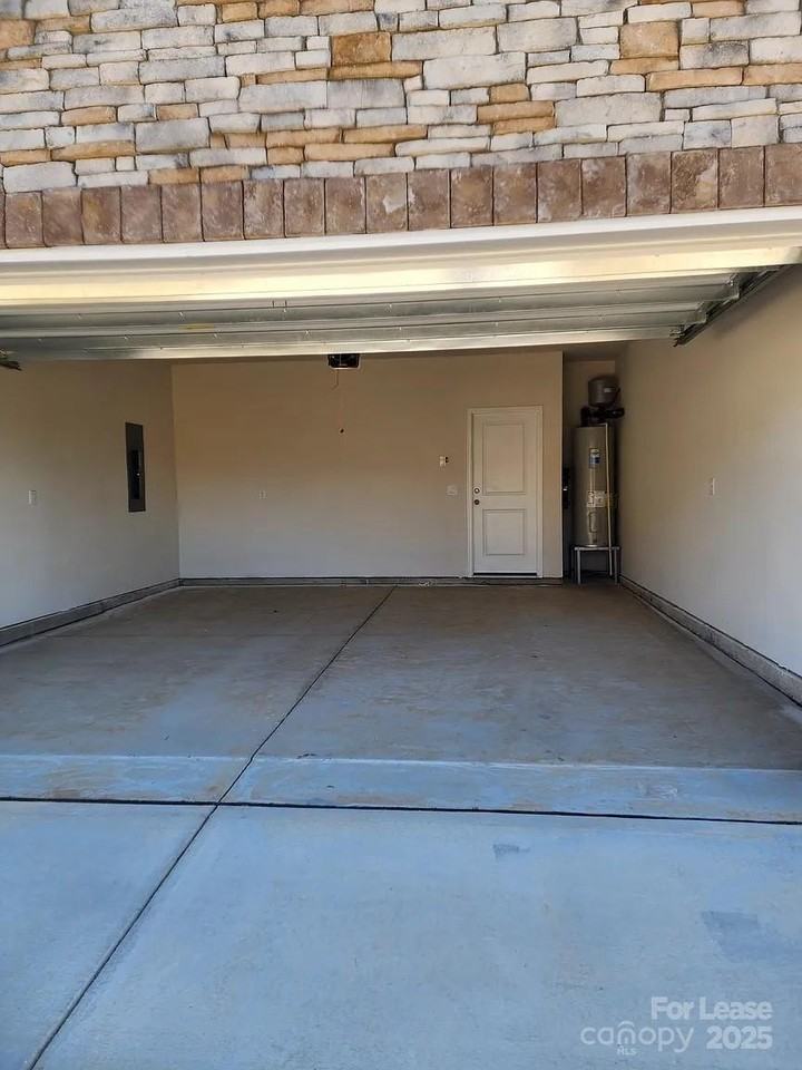 4146 Steel Way - Photo 2 of 12