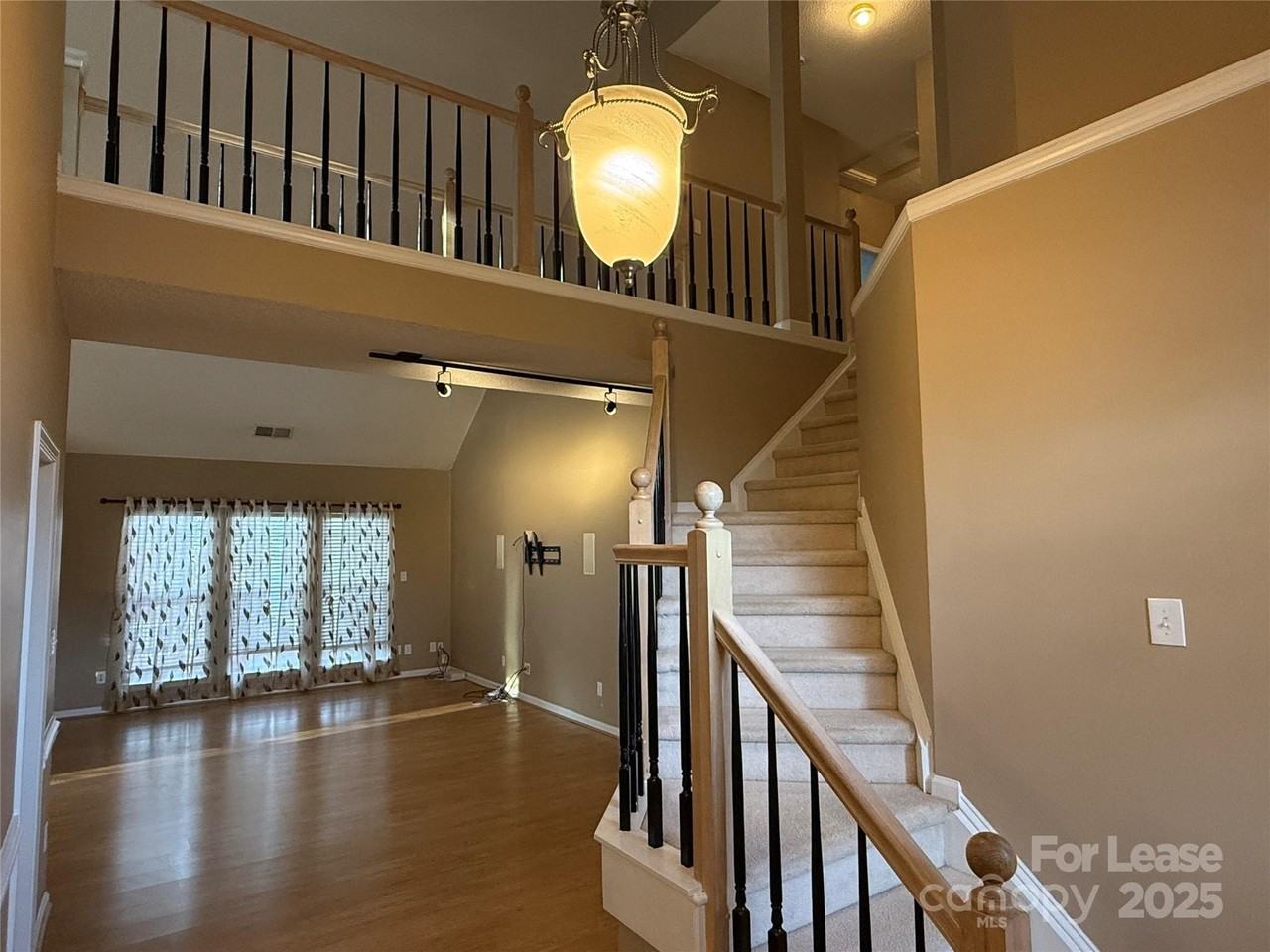 17115 Grenache Ct - Photo 2 of 26