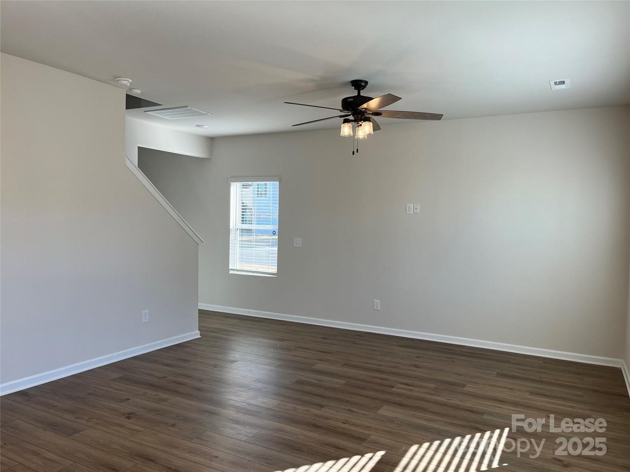 1124 Jeffery Dean Ct - Photo 5 of 13