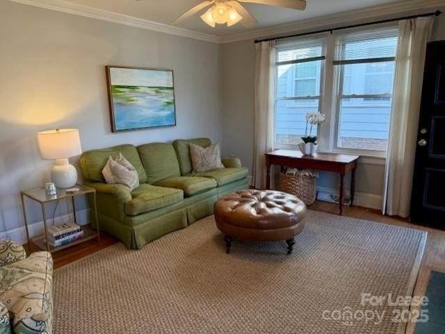 1916 Lombardy Cir - Photo 5 of 7