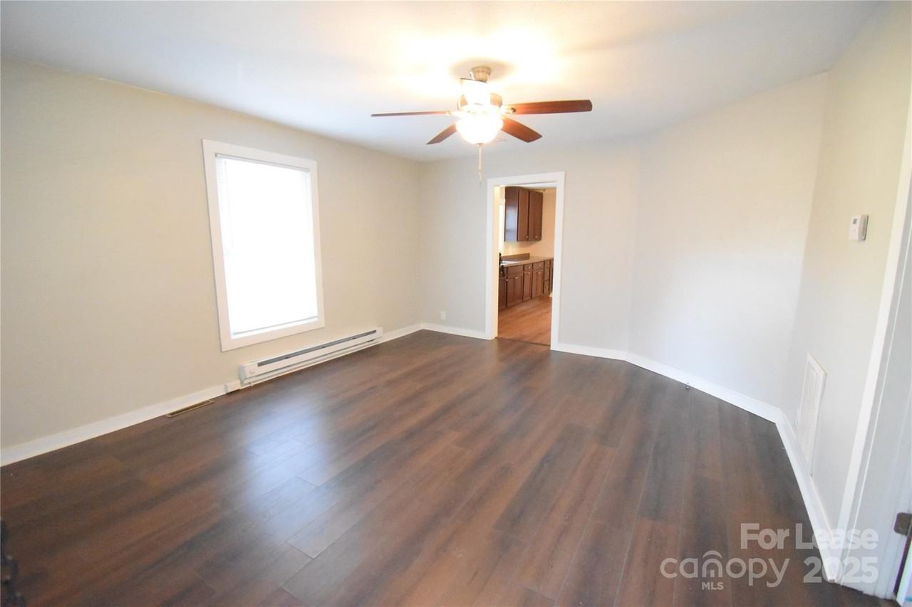 337 Fox St Sw - Photo 7 of 16