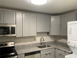 featured image of 1271 Washington St #5