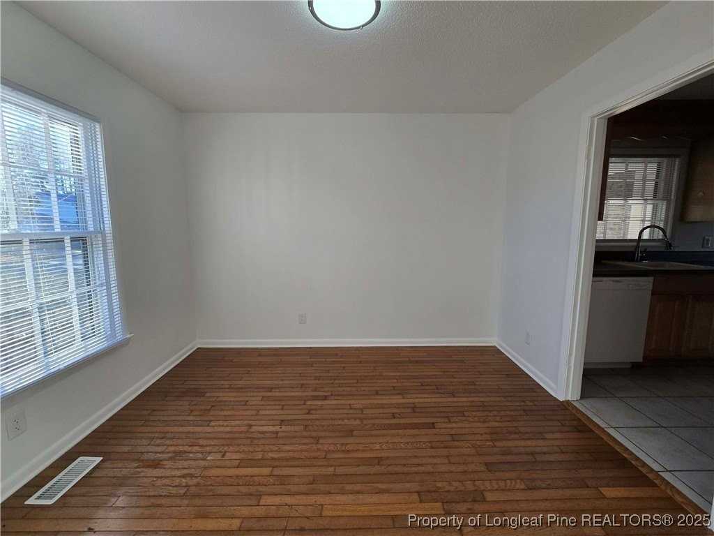 409 Glen Canyon Dr - Photo 6 of 23