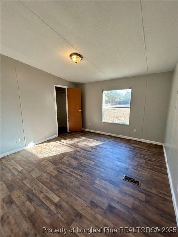 193 Clarington Ct - Photo 5 of 25