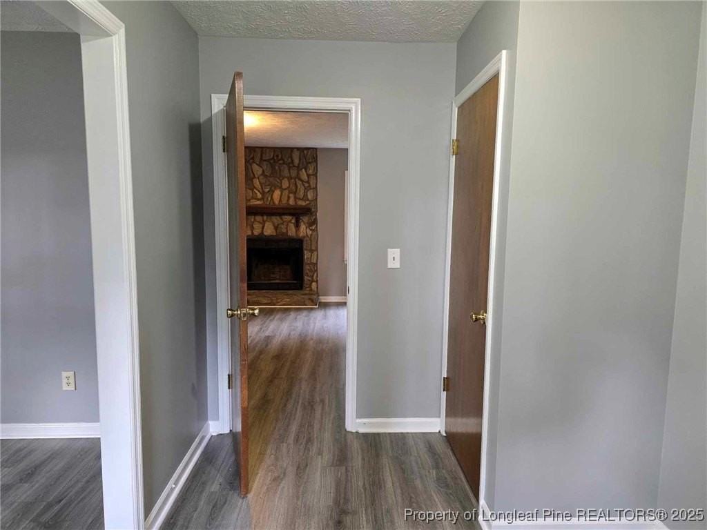 7204 Pilona Ct - Photo 5 of 31