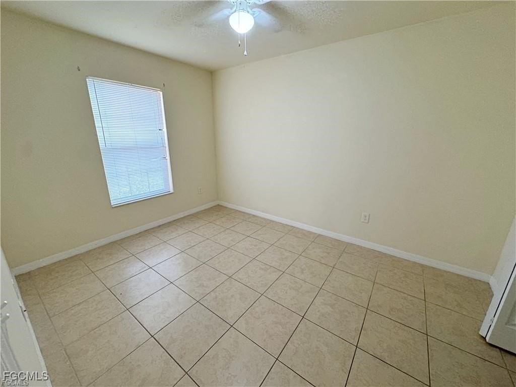 103 Se 13th St - Photo 6 of 10