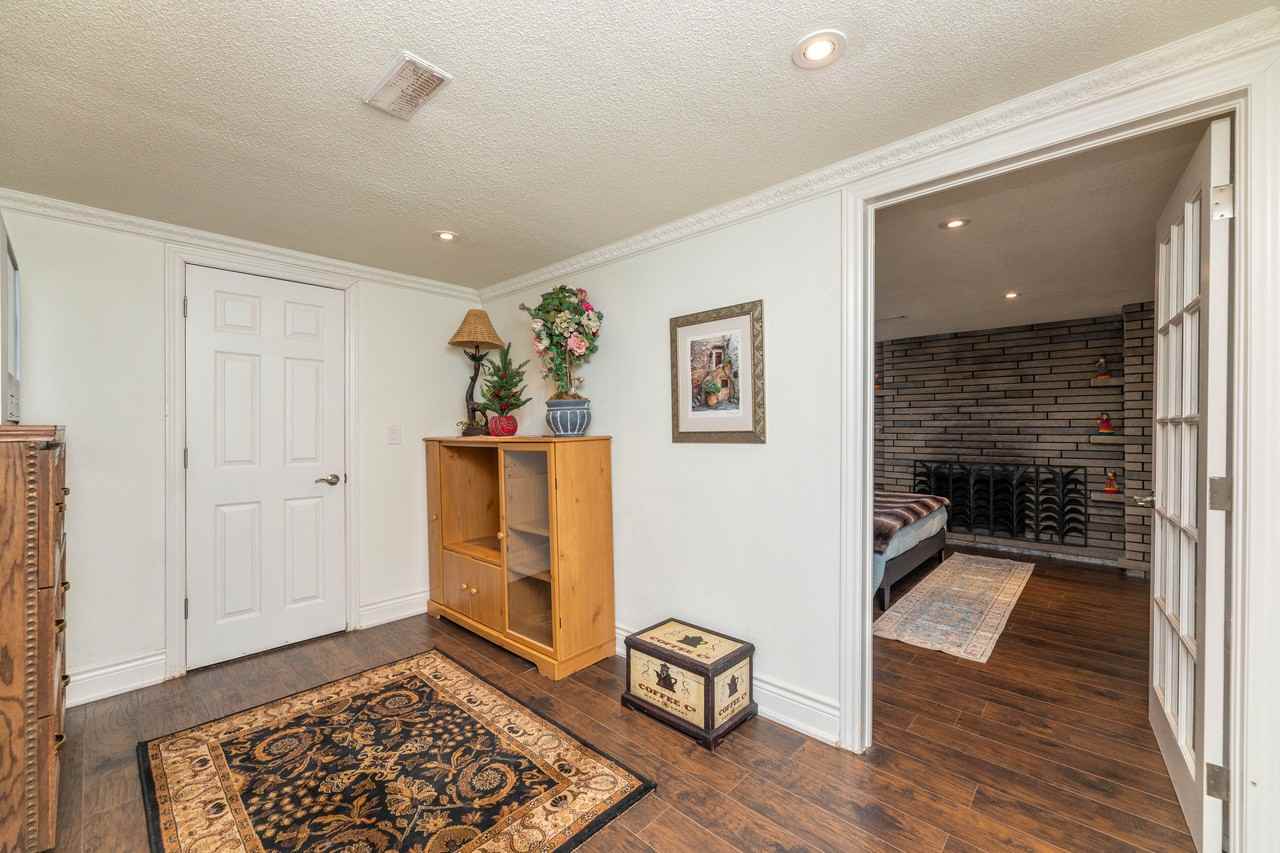 2965 Weston Road - Photo 4 of 9