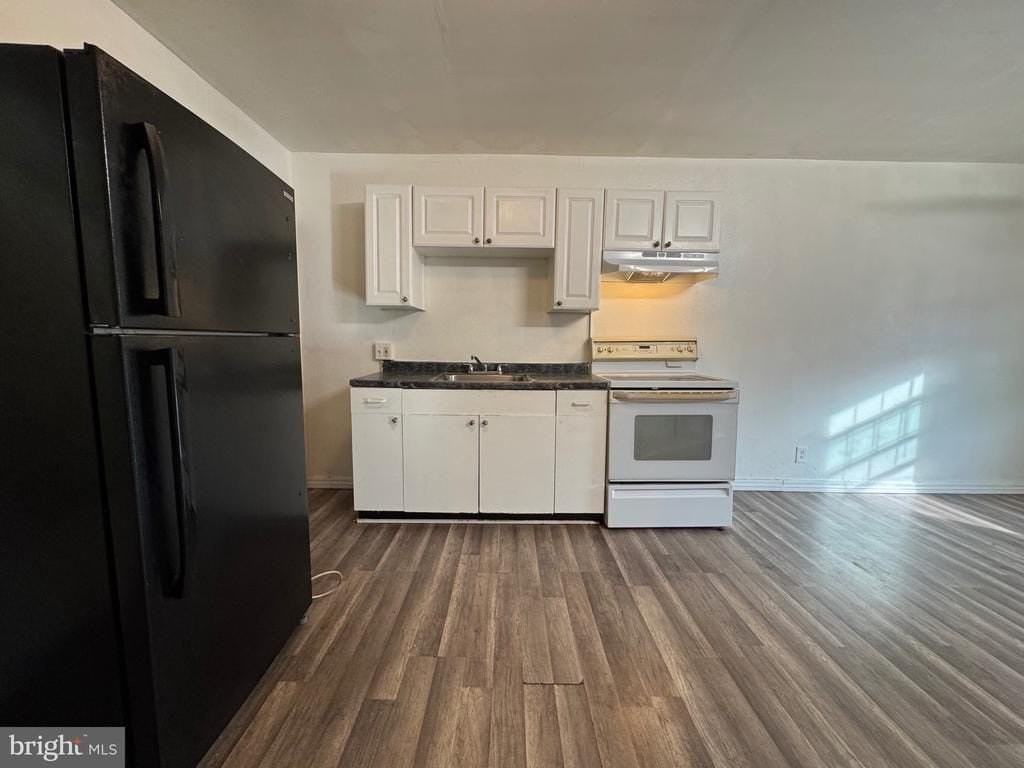 222 Long Ln #2F - Photo 3 of 22