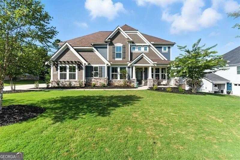 2121 Harmony Dr - Photo 2 of 15