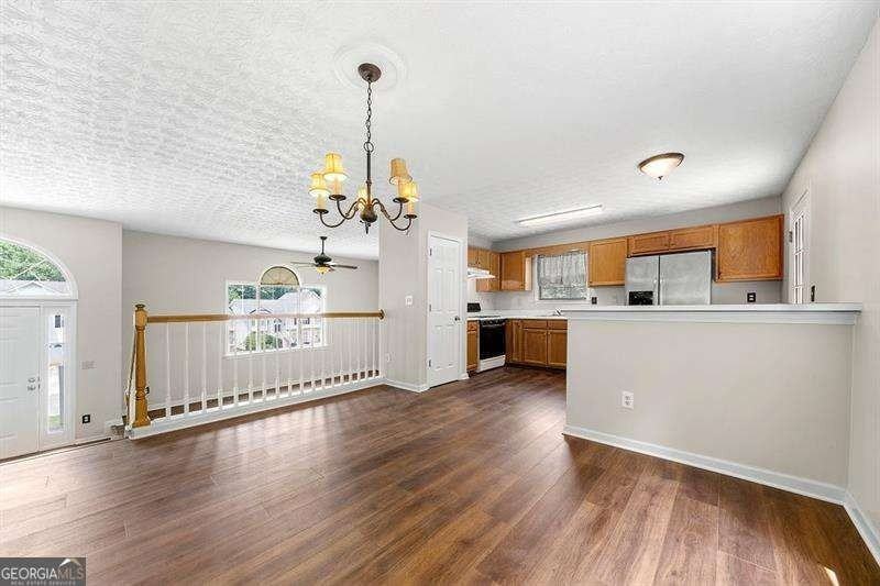 62 Austin Bridge Ln - Photo 7 of 21