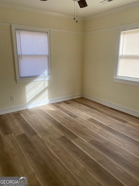 695A United Ave Se - Photo 5 of 7