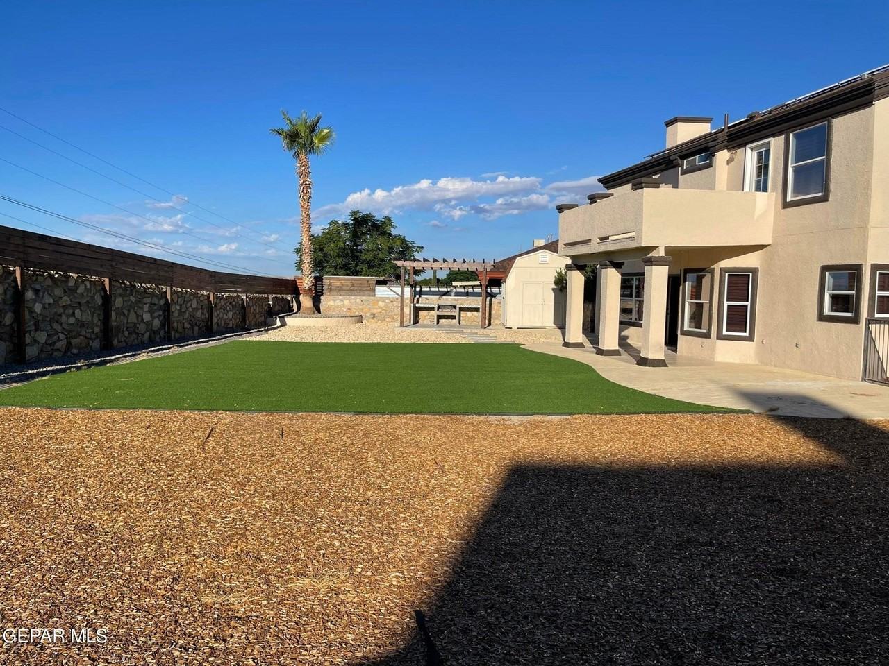 264 Bagwell Ct - Photo 4 of 12