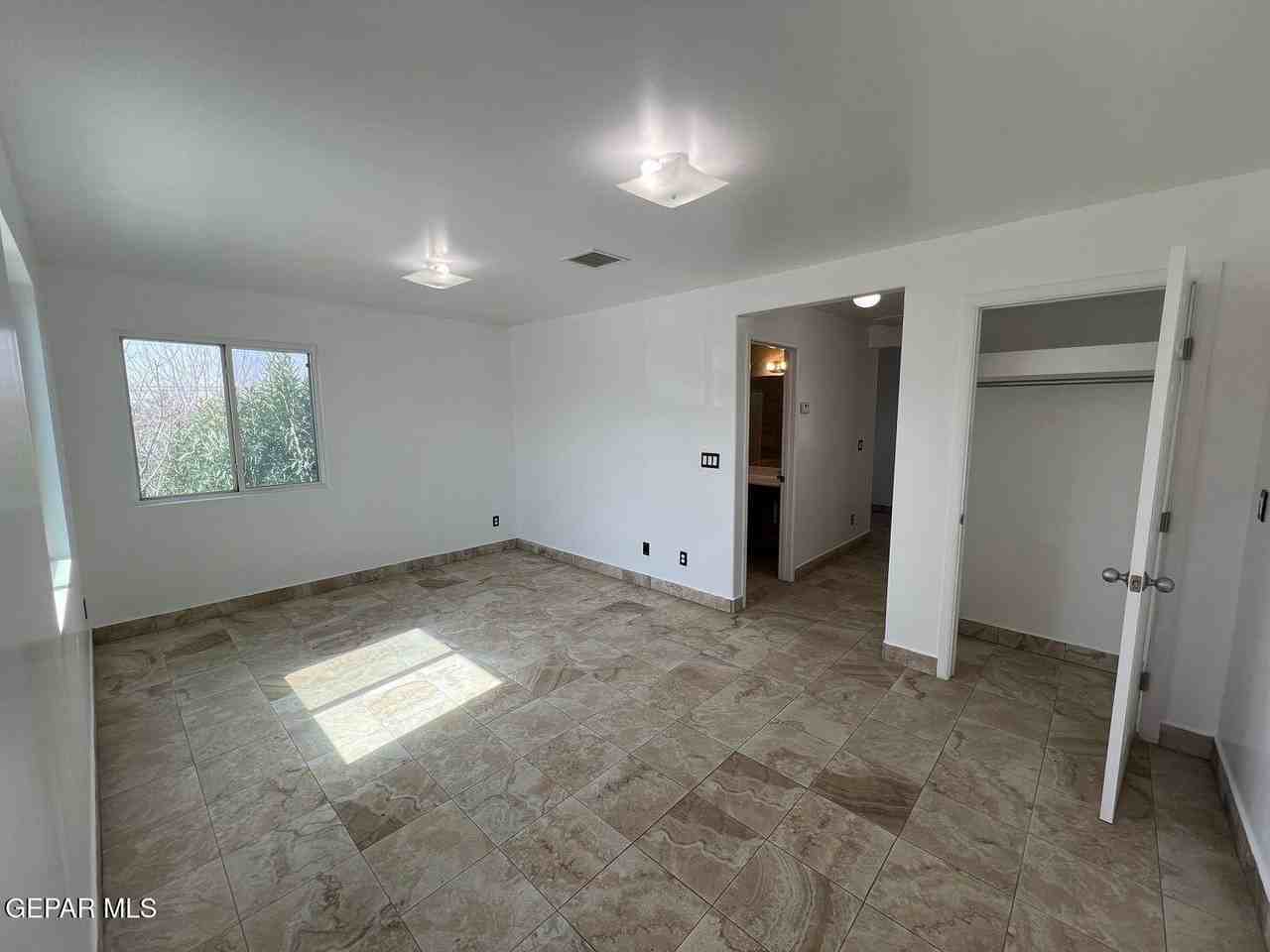 540 N Yarbrough Dr Unit 26 #26 - Photo 6 of 9