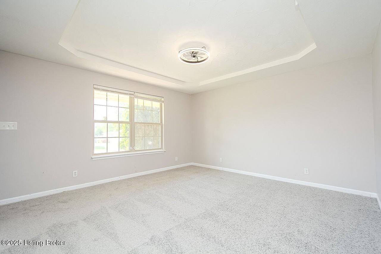 6305 Leisure Ln - Photo 5 of 31