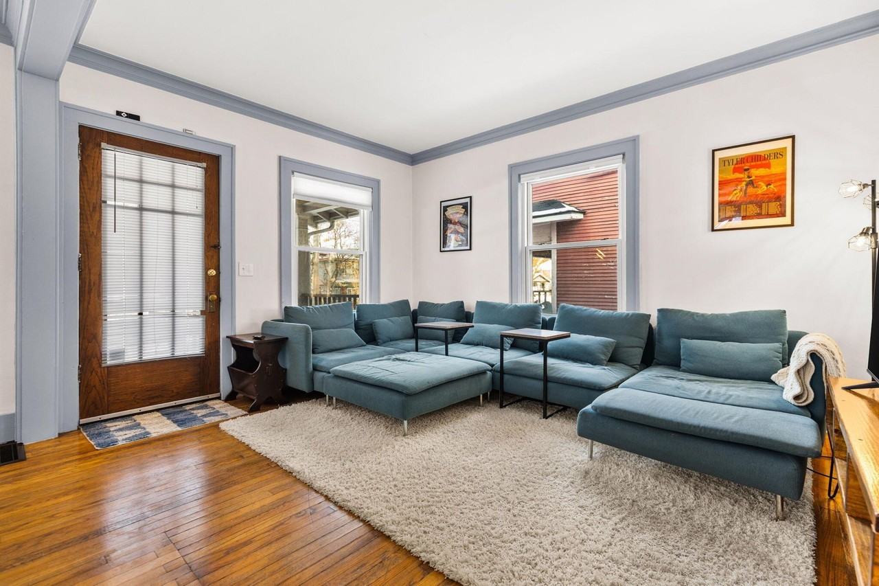 48 Fuller Ave Ne - Photo 5 of 29