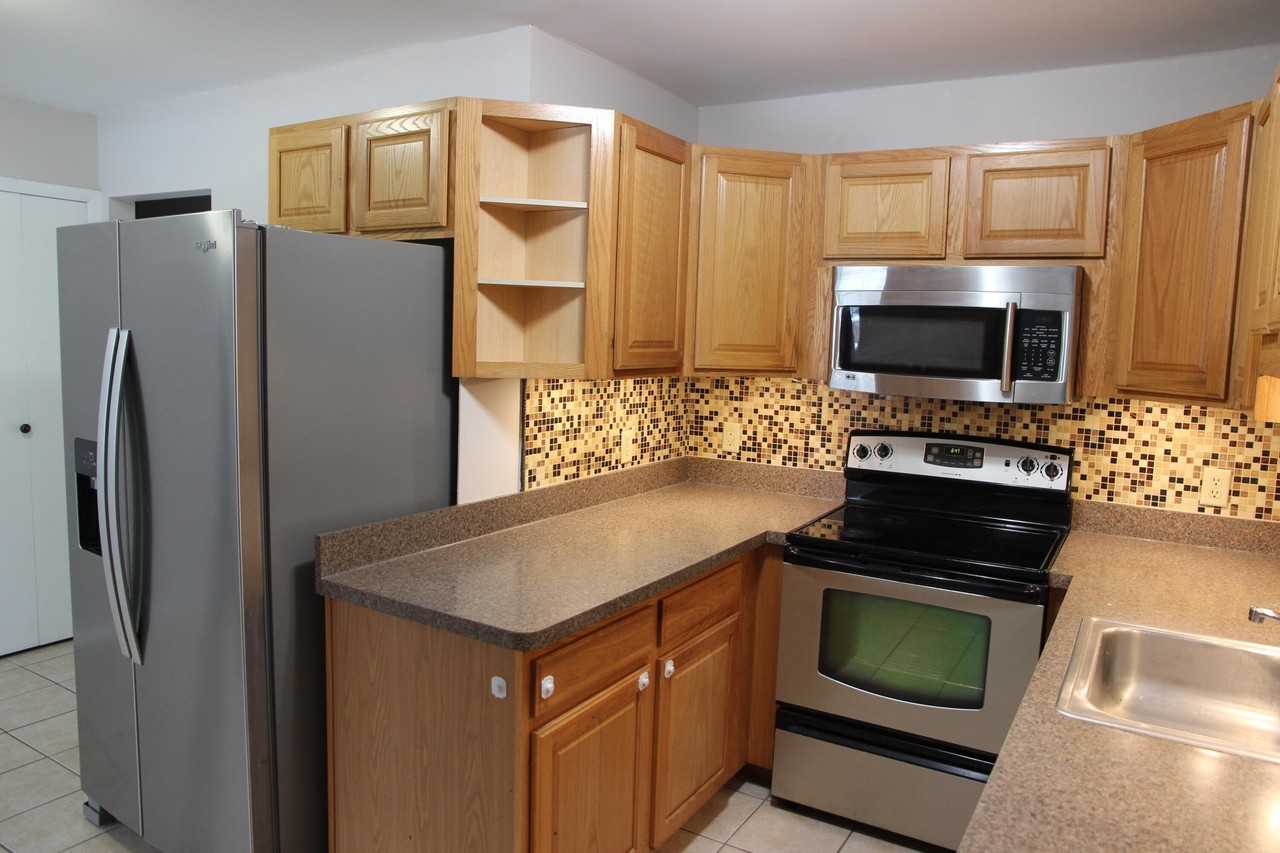 4259 Packard St - Photo 3 of 36