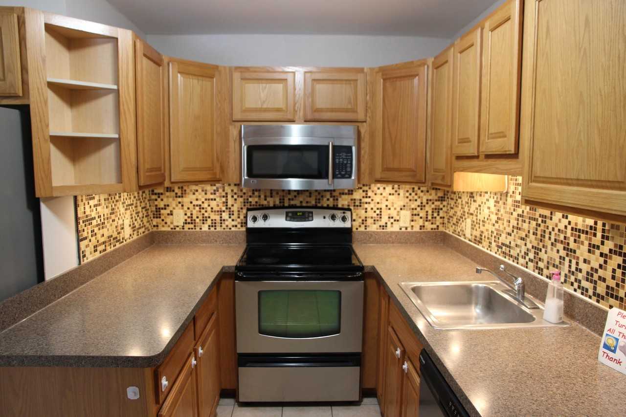 4259 Packard St - Photo 4 of 36