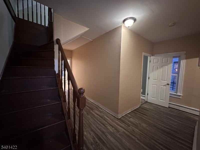 748 Trumbull St #2 - Photo 6 of 20