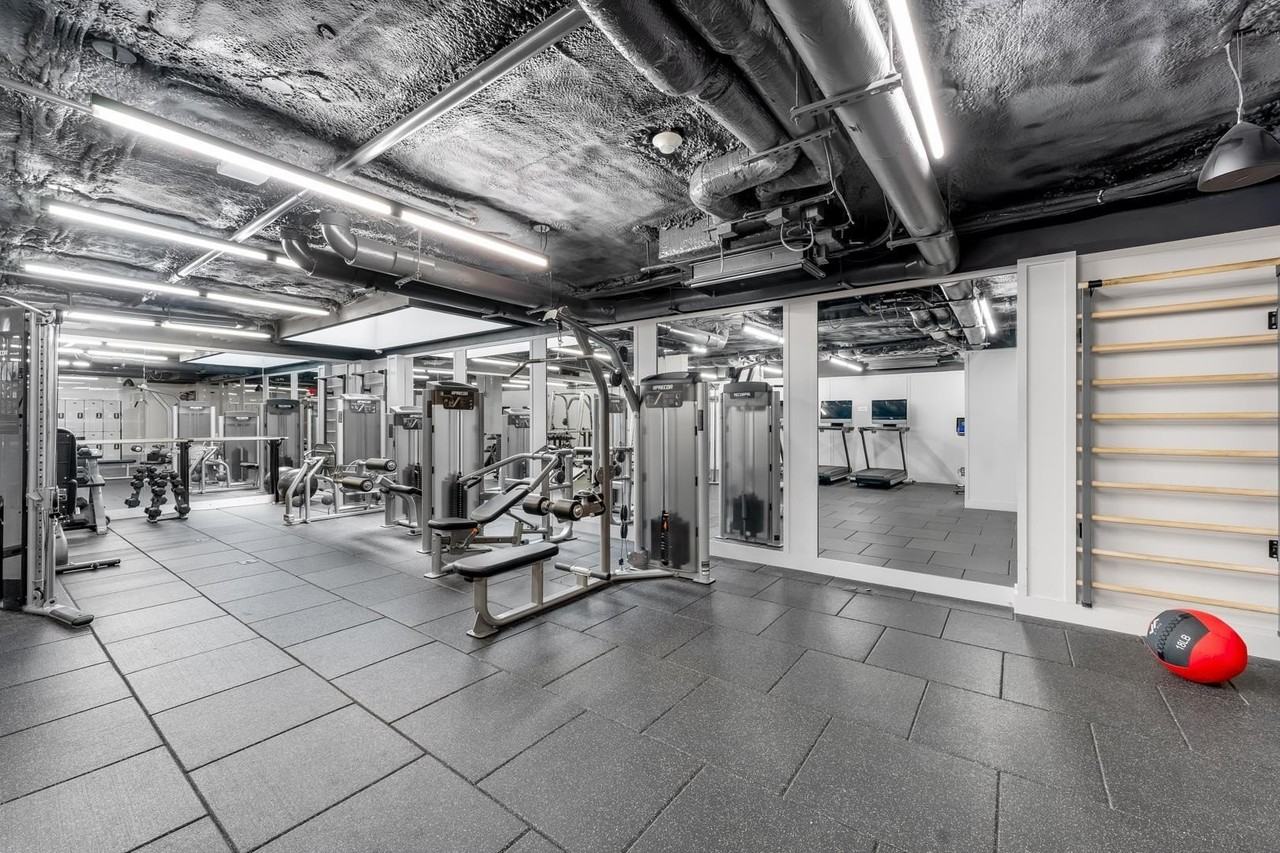 175 2nd St #803 - Photo 7 of 20