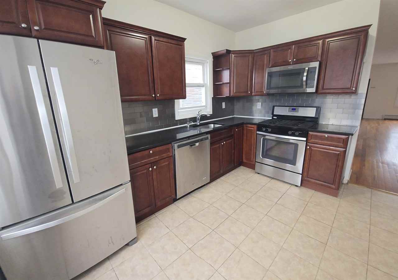 46 Washington Pkwy #1 - Photo 5 of 13