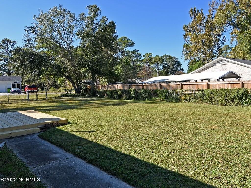 5201 Lord Tennyson Dr - Photo 3 of 20