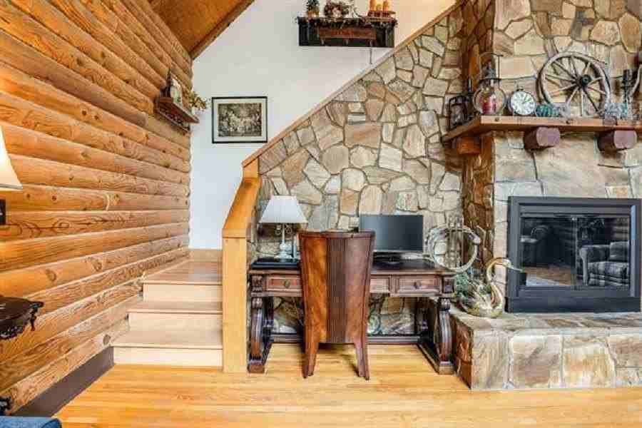 2779 Lanier Ln - Photo 5 of 12