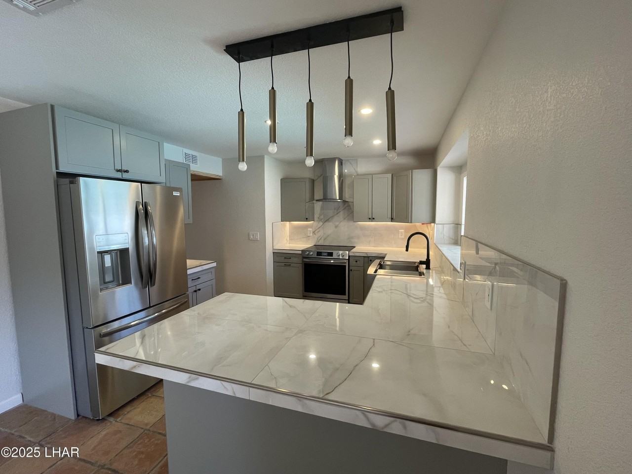 1200 Palo Verde Ln - Photo 3 of 16