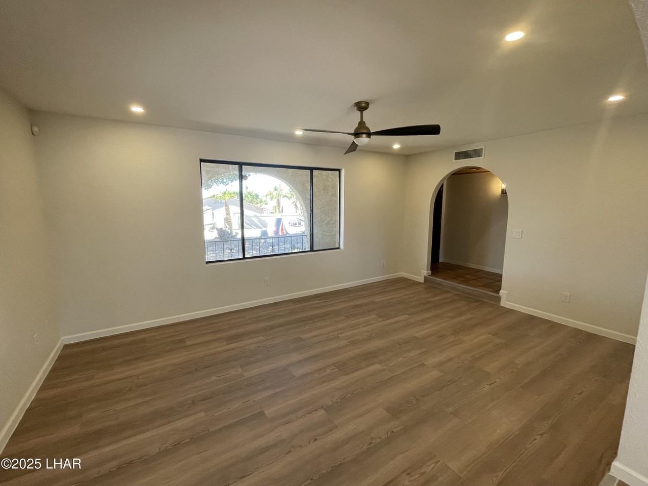 1200 Palo Verde Ln - Photo 6 of 16