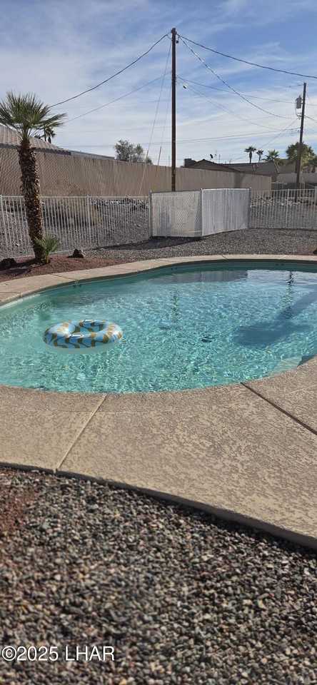 1050 Date Dr - Photo 3 of 3