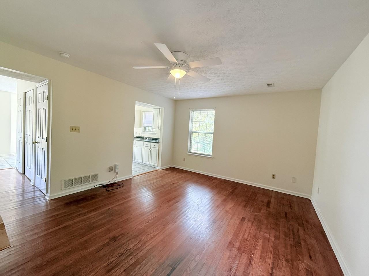 200 Shamrock Ln Apt 1 #1 - Photo 7 of 13