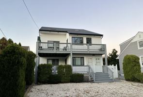 featured image of 216 18th Avenue #1