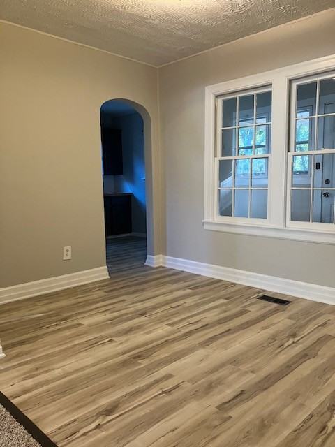 832 S Fort Ave #1 - Photo 4 of 38