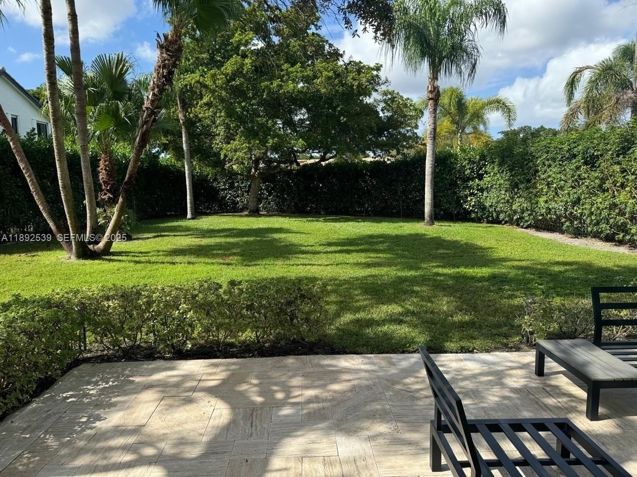 10744 Santa Laguna Dr - Photo 3 of 14