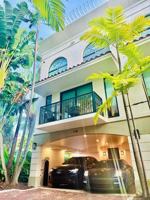 featured image of 1150 98th St #10