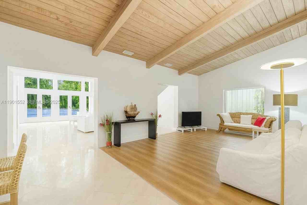 1951 Secoffee St - Photo 6 of 14