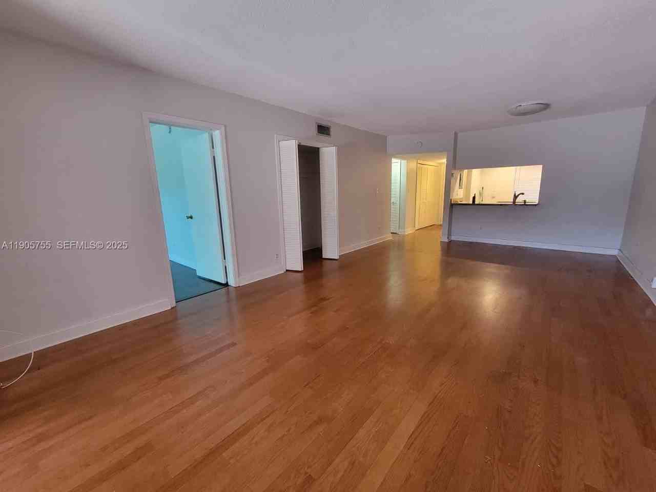 4321 Nw 9th Ave #102 - Photo 6 of 24