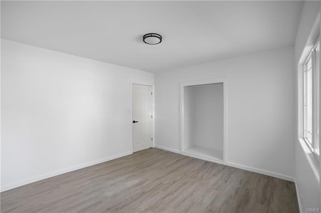 20554 Valerio St - Photo 3 of 8