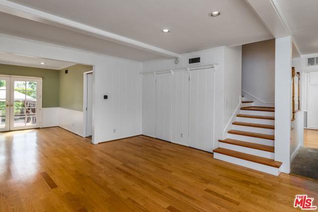 5326 Leghorn Ave - Photo 7 of 8