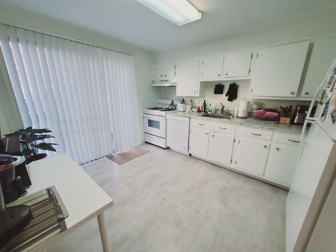 11 Elmwood St - Photo 2 of 8