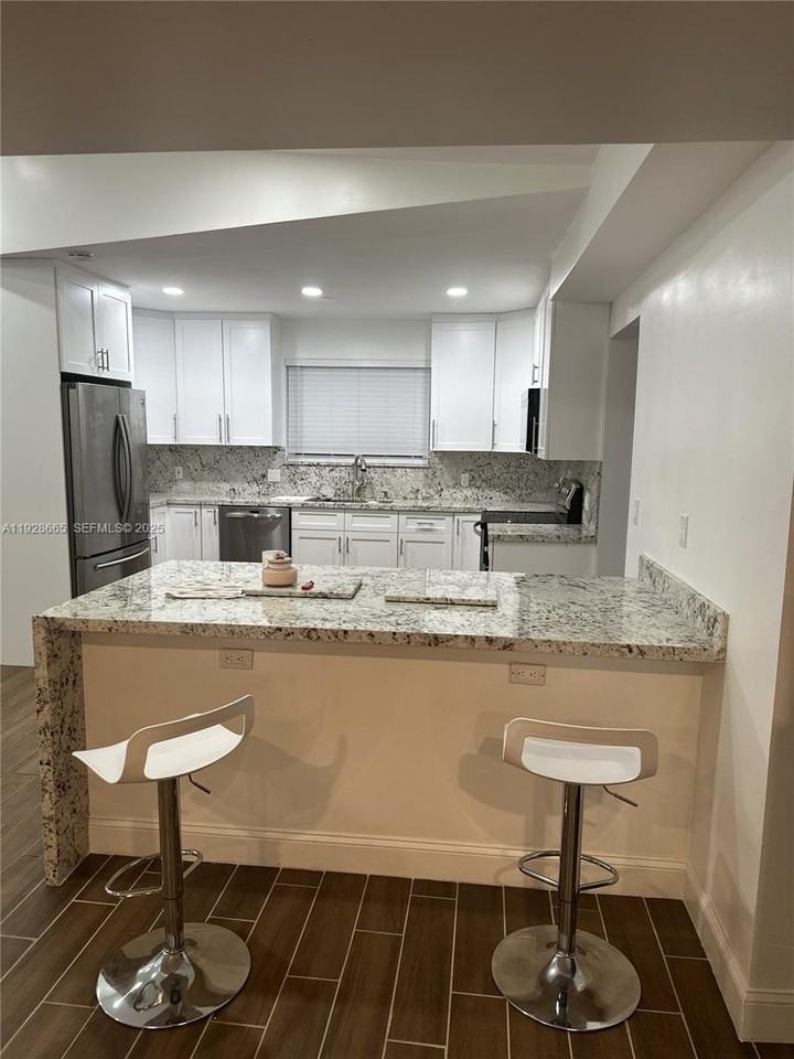 7121 Harding St #0 - Photo 3 of 10