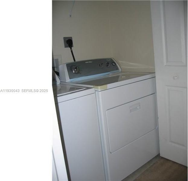 2271 Ne 42nd Cir - Photo 6 of 19