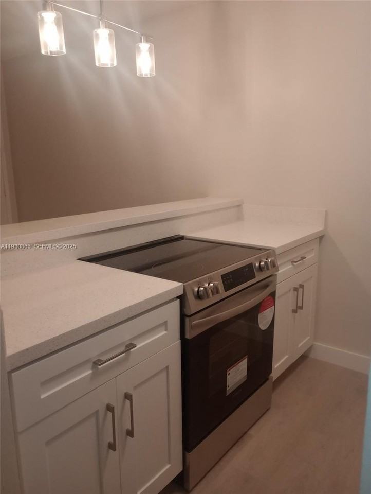 5821 Washington St #21 - Photo 4 of 9