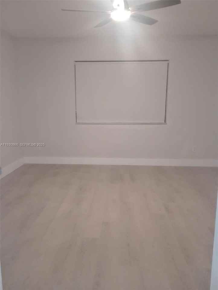 5821 Washington St #21 - Photo 6 of 9