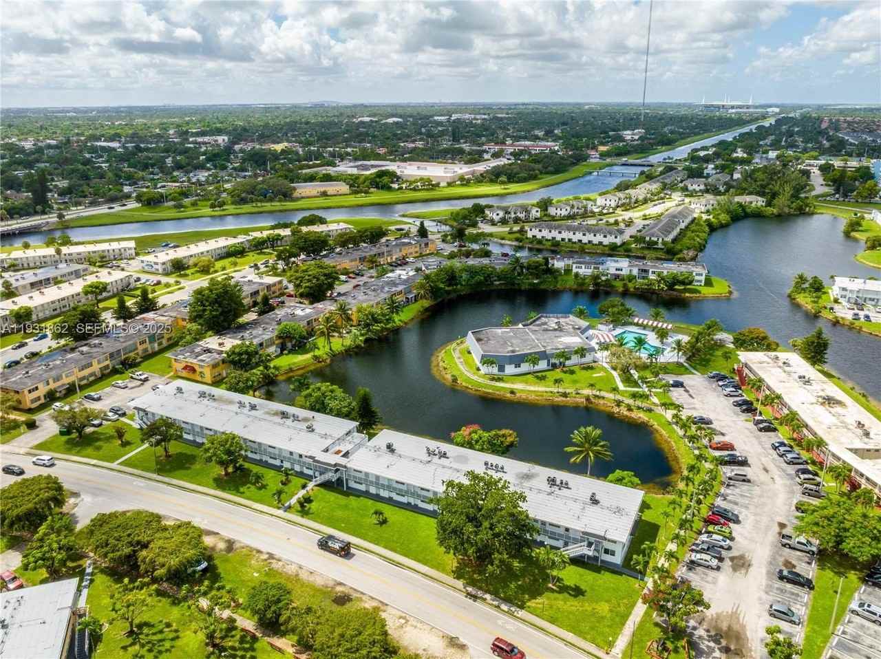 20310 Ne 2nd Ave #24 - Photo 5 of 29