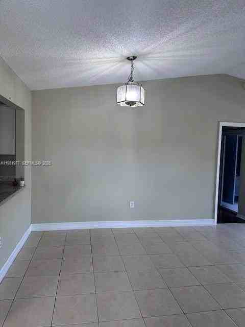 471 Ne 210th Circle Ter #204-14 - Photo 6 of 15