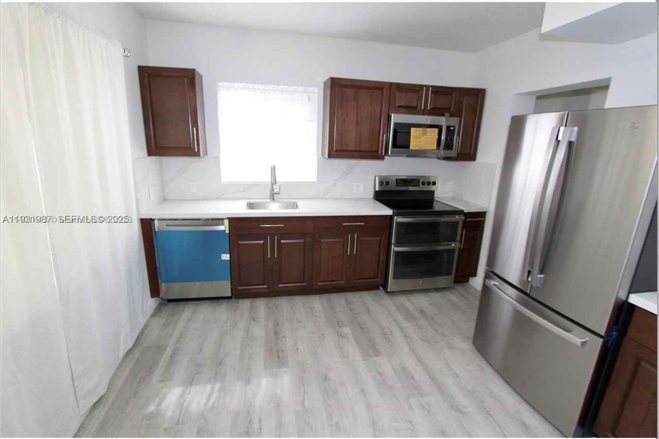 1791 Nw 45th St #1791 - Photo 3 of 16