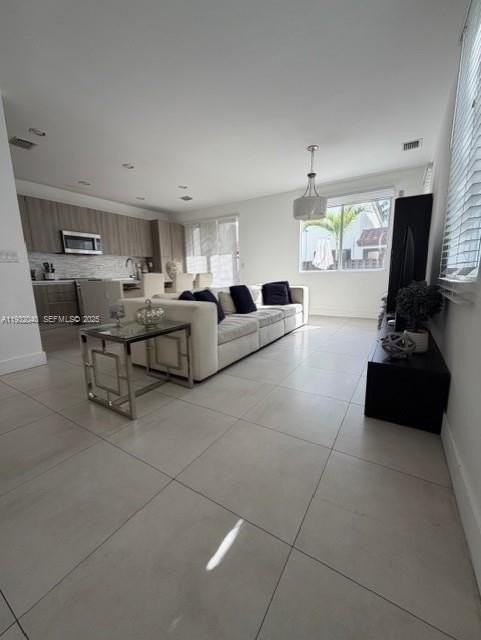 10248 Nw 71st Ter - Photo 5 of 22