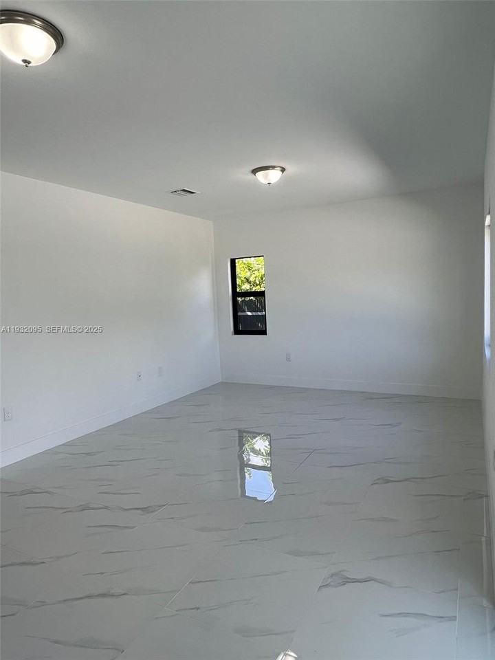 11982 Sw 213th St #11982 - Photo 2 of 24